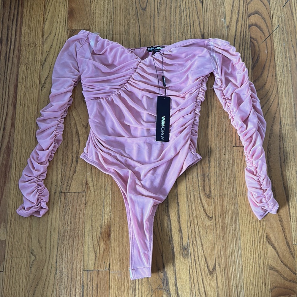 Fashion nova body suit